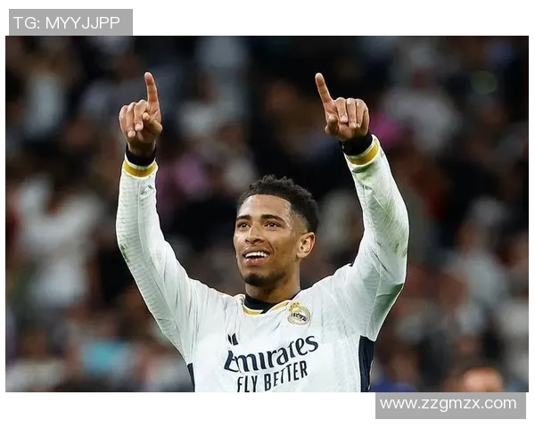 足球明星展示个性球鞋照片引发球迷热议与时尚潮流碰撞